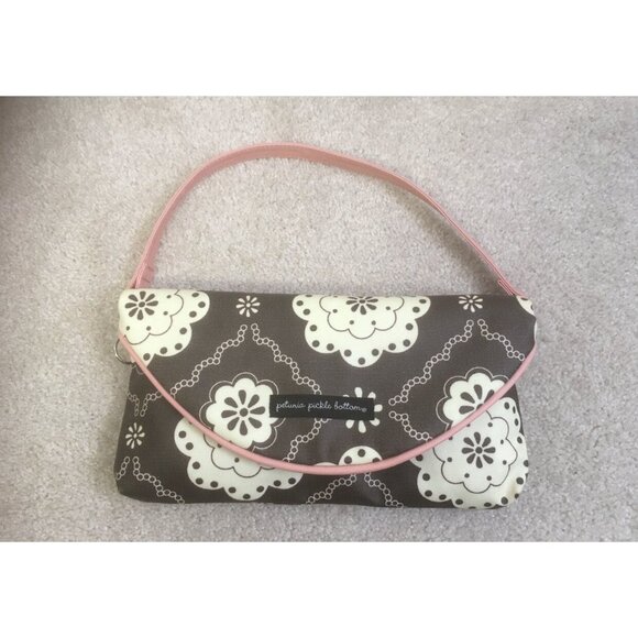 Petunia Pickle Bottom Change It Up Clutch - Picture 1 of 8